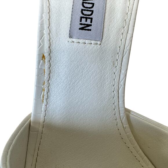STEVE MADDEN White Croc Square Toe Wood Block Heel Sandal Size 7.5 - Picture 6 of 9